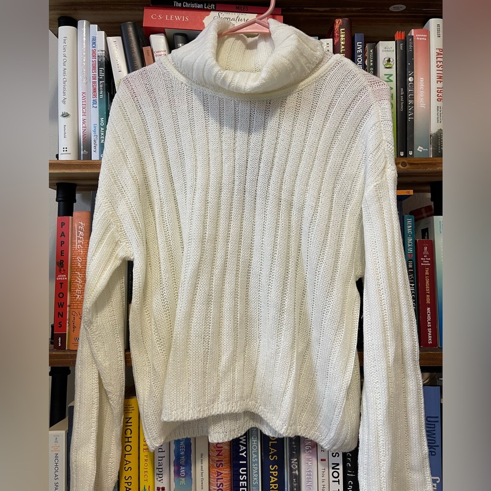 NWT lightweight white sweater